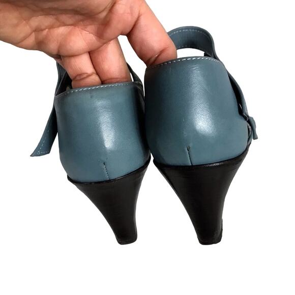 VINTAGE CHARLES JOURDAN Blue Leather Sandals Block Heels Italy 7.5 AA Narrow EUC - Picture 8 of 8
